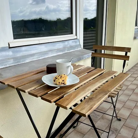 Bege Simplystay Apartment Duisburg