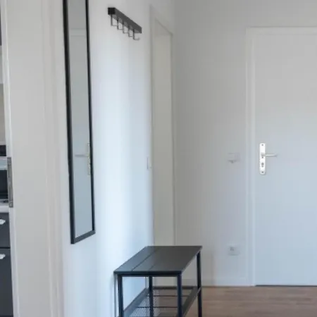 Bege Simplystay Lägenhet
